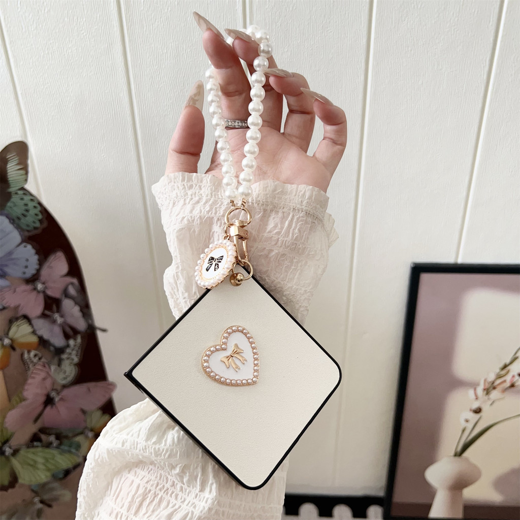 Luxury Cute Bow Love Heart Dermatoglyph Phone Case with Pearl Bracelet for Samsung for Galaxy Z Flip 7 Z Flip 6 ZFlip 5 Zflip 4 Cover