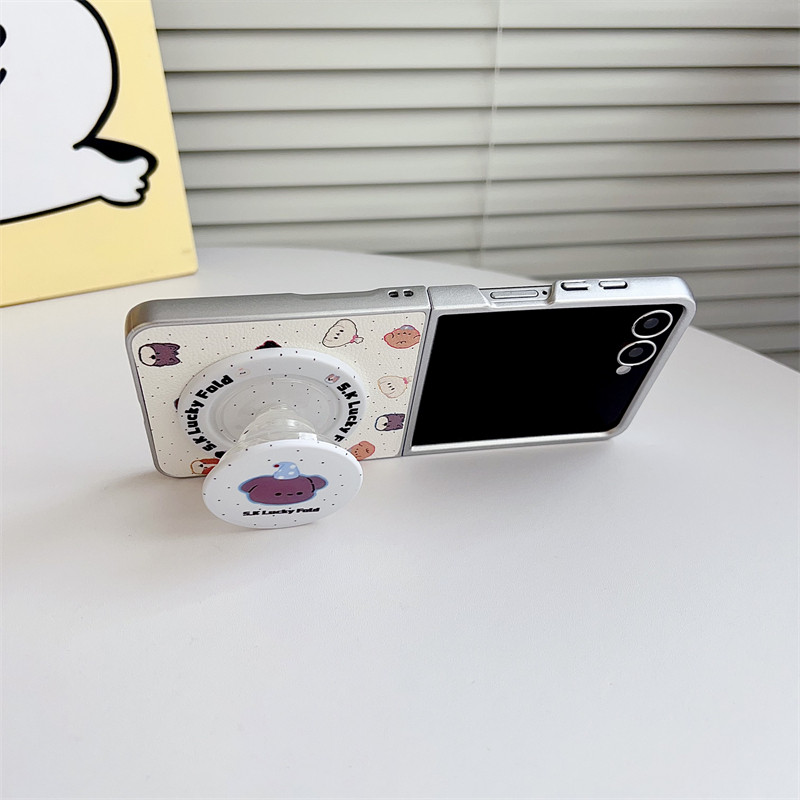 Cute for Samsung Galaxy Z Flip 7 6 5 7FE Case Cartoon Design Bear Zflip7 7FE Flip6 Flip5 With Bracket Phone Casing - Image 2